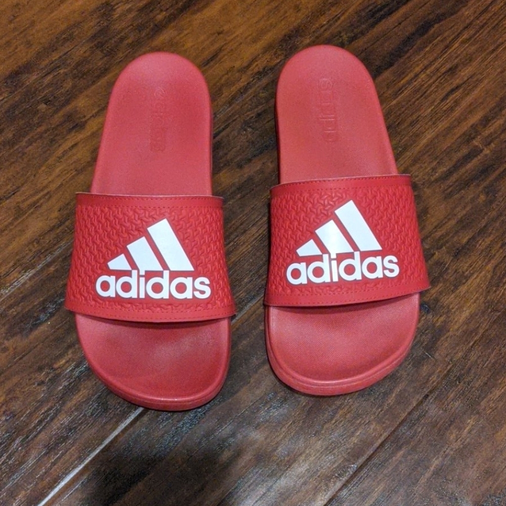 Adidas cloud foam slides